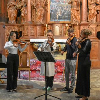 Koncert krásnych melódii v Drevenom kostolíku 3